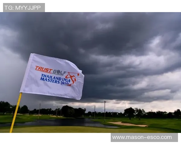 重庆足球队以69分领跑大师赛积分榜展现强劲实力 重庆足球队以69分领跑大师赛积分榜展现强劲实力