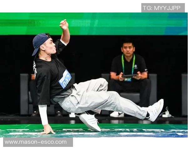 南京极限运动队在世界街舞大赛中的节奏表现精彩点评与分析