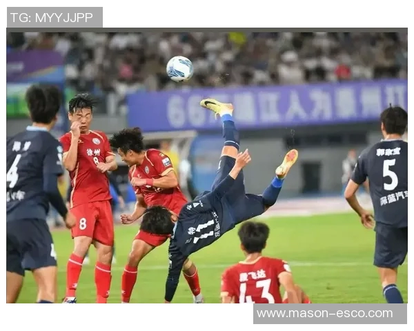 足球明星精彩瞬间集锦尽显球场风采与技艺之美 足球明星精彩瞬间集锦尽显球场风采与技艺之美